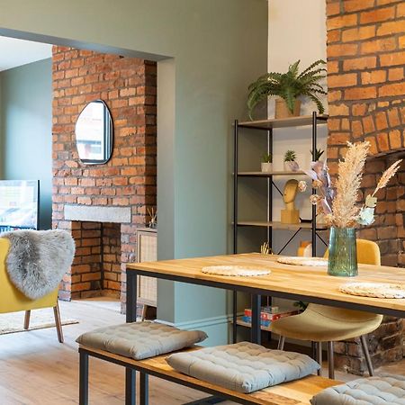 Stunning Scandi 3 Bed House In Manchester-Parking Villa Buitenkant foto