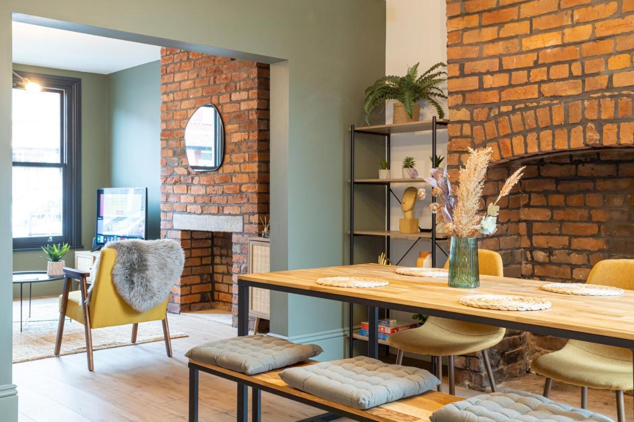 Stunning Scandi 3 Bed House In Manchester-Parking Villa Buitenkant foto